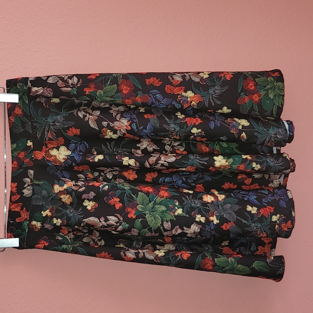 ICŌNE SKIRT Xsmall.  (A)
